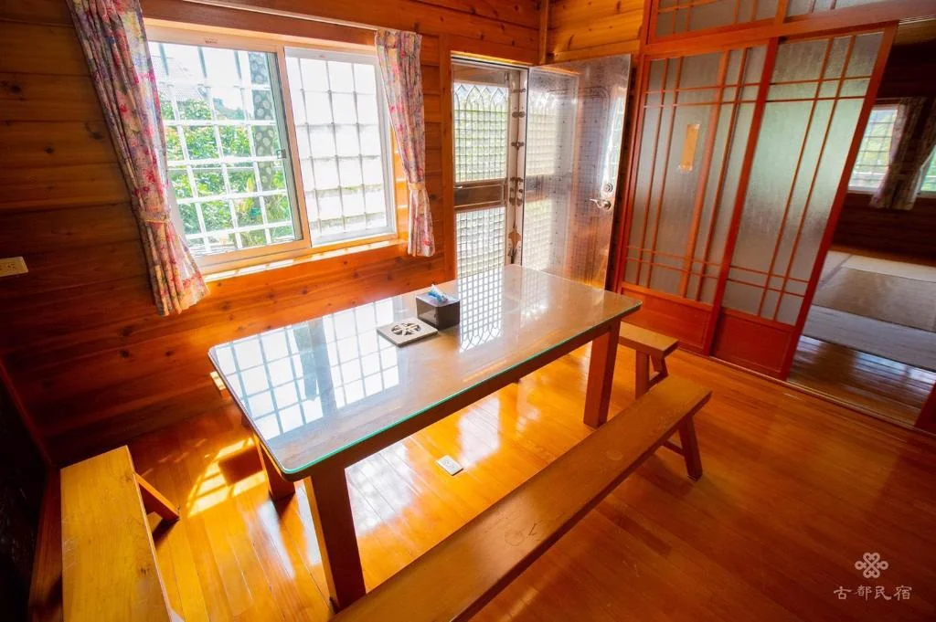 구두 비앤비 호텔 상세 정보 및 리뷰 Wood House - Public areas